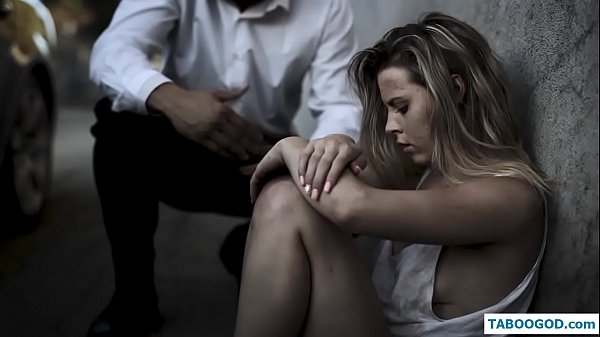 Kinky stories: adolescent sense sostre